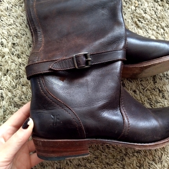 Frye Brown Dorado Riding Leather Knee High Equestrian Buckle Boots 77561 sz 8 - Picture 4 of 8